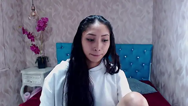 Snapshot of MadelineDoll chatting on 02/23/25, 07:07 MadelineDoll online show from 02/23/25, 07:07