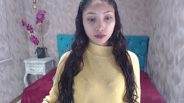 Snapshot of MadelineDoll chatting on 03/06/25, 01:03 MadelineDoll online show from 03/06/25, 01:03