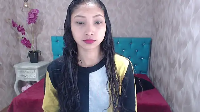 Snapshot of MadelineDoll chatting on 03/16/25, 01:38 MadelineDoll online show from 03/16/25, 01:38
