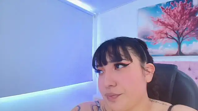 Emma monserrat online show from 02/11/26, 07:41