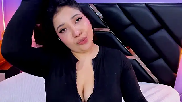 Snapshot of Emma_monserrat chatting on 07/02/26, 11:38 Emma monserrat online show from 07/02/26, 11:38