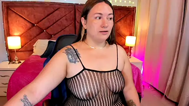 Snapshot of Penelope_Fox14 chatting on 07/22/26, 01:03 Penelope Fox14 online show from 07/22/26, 01:03