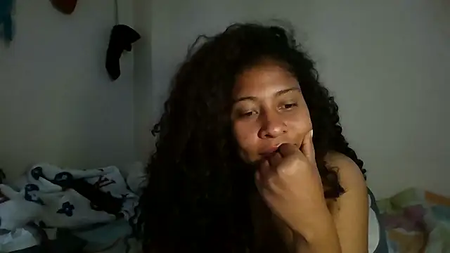 Ivon-09 online show from 12/19/24, 02:24