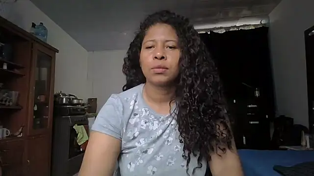 Ivon-09 online show from 10/21/25, 11:22