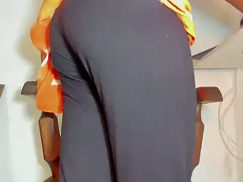 Aniilethebonny online show from 02/28/25, 05:04