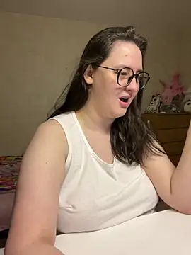 hungry1bunny online show from 02/04/25, 05:23