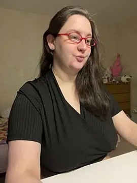 hungry1bunny online show from 04/21/26, 04:34