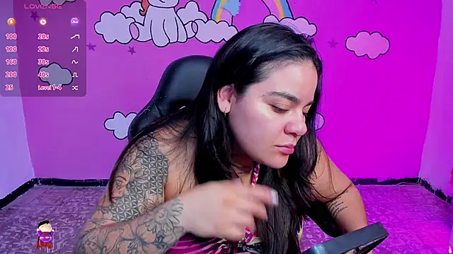 Sharon hils online show from 02/22/26, 02:48