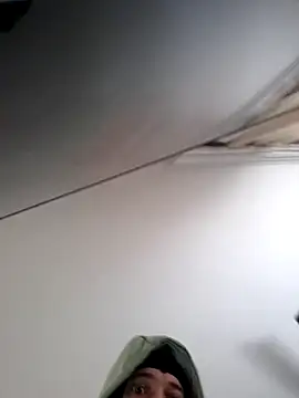 jorgeeetee18 online show from 04/22/26, 02:40