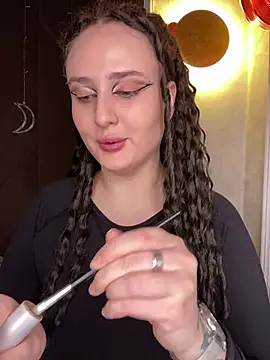 AnnaRichmond online show from 02/18/25, 02:59