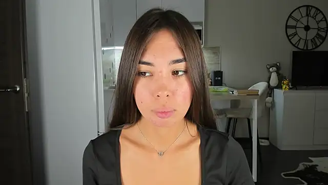 nilliluv online show from 10/07/25, 09:12