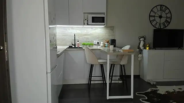 nilliluv online show from 10/08/25, 11:02