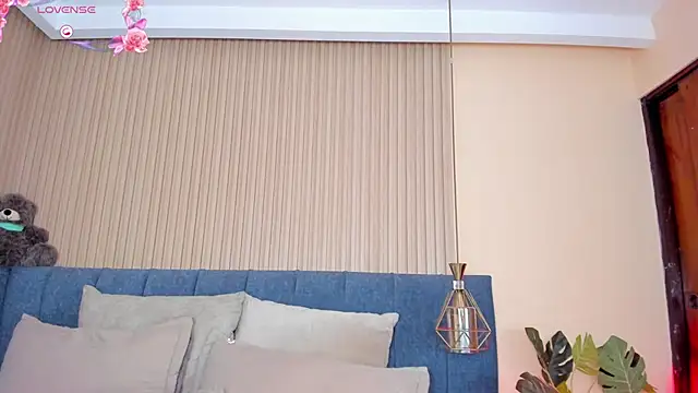 kathecute   online show from 02/15/26, 12:14