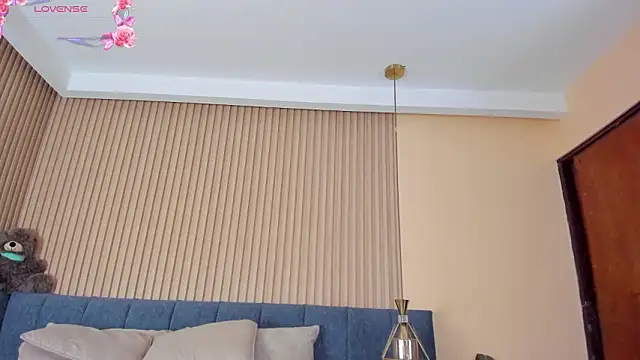 kathecute   online show from 02/21/26, 01:39