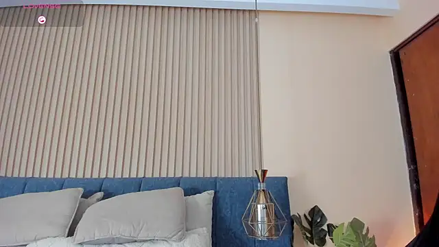 kathecute   online show from 03/31/26, 01:40