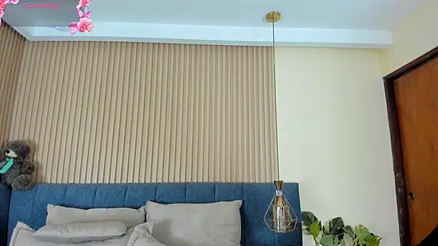 kathecute   online show from 06/19/26, 01:43