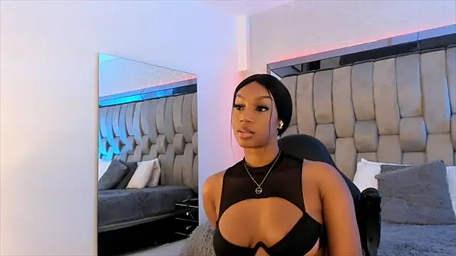 ChaynnaCooper online show from 02/03/25, 05:46