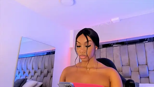 ChaynnaCooper online show from 02/05/25, 03:20