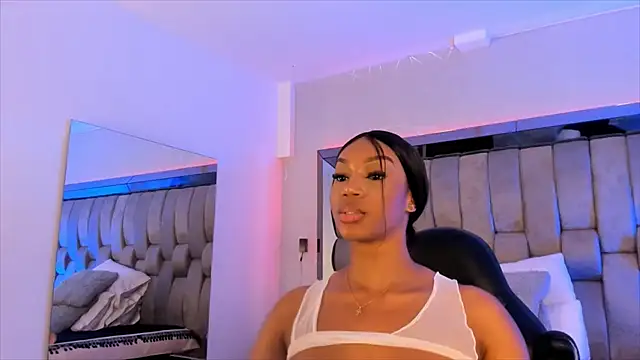 ChaynnaCooper online show from 02/15/25, 06:01