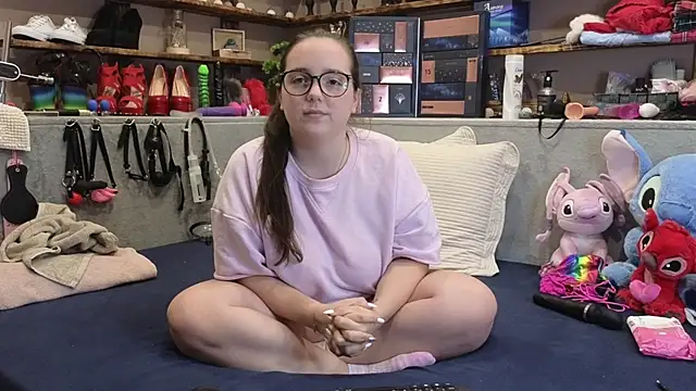 Kimberly-Caprice online show from 11/24/25, 06:29