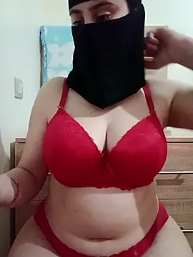 Snapshot of Arabic-Rose chatting on 02/25/25, 05:15 Arabic-Rose online show from 02/25/25, 05:15