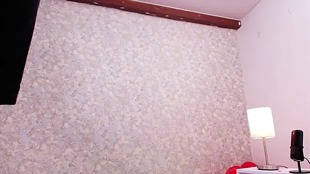 nicol f online show from 02/11/25, 07:16