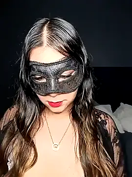 Snapshot of Ursa_sexy chatting on 01/17/25, 09:49 Ursa sexy online show from 01/17/25, 09:49