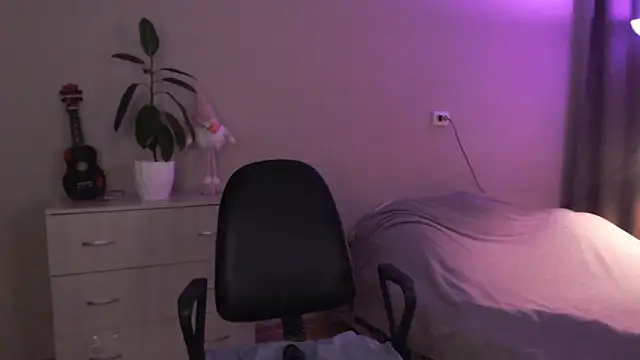 SarahSweetie online show from 02/13/26, 03:41