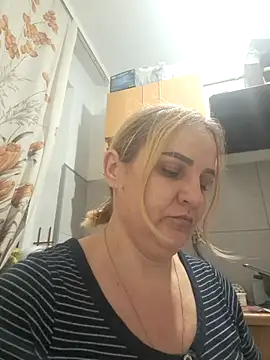 Malichkaanna30 online show from 11/26/25, 05:58