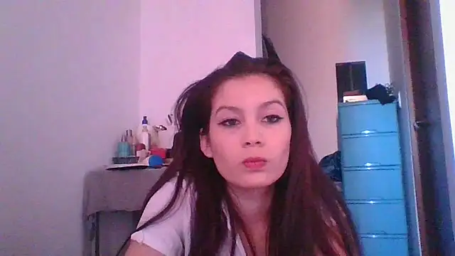  yuyi online show from 01/21/25, 09:25