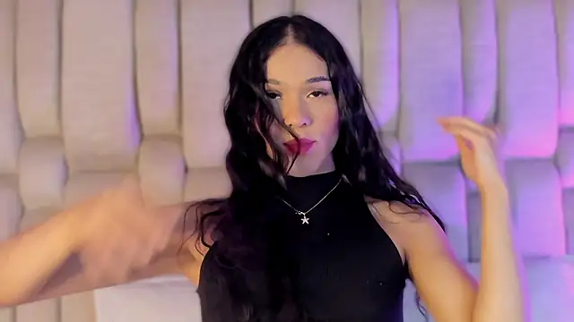 Isa Little Star online show from 03/13/26, 03:57