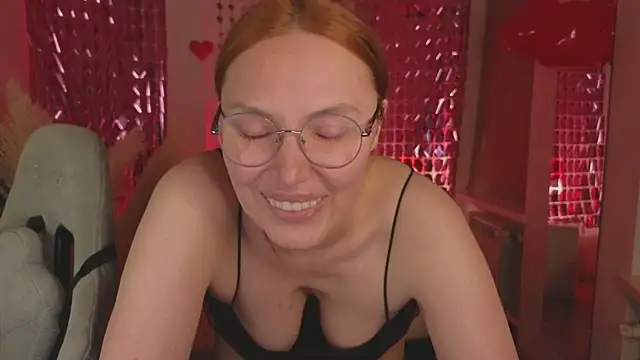 Snapshot of Love_Call chatting on 02/05/25, 11:23 Love Call online show from 02/05/25, 11:23