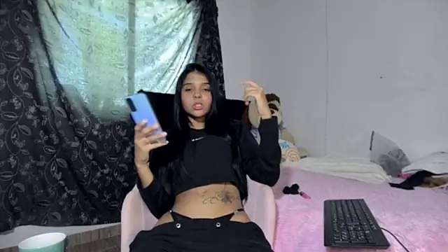 Michi sexy online show from 04/14/26, 03:07