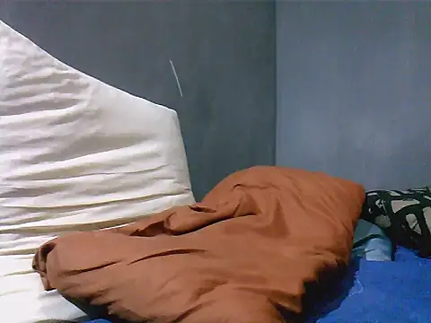 TheeRealShow online show from 04/21/26, 06:44