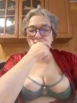 IrinaSweet54 online show from 11/17/25, 08:31