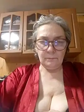 IrinaSweet54 online show from 04/25/26, 05:43