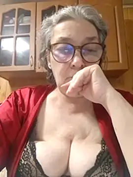Snapshot of IrinaSweet54 chatting on 07/07/26, 02:21 IrinaSweet54 online show from 07/07/26, 02:21