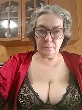 Snapshot of IrinaSweet54 chatting on 07/14/26, 09:03 IrinaSweet54 online show from 07/14/26, 09:03