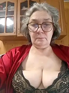 Snapshot of IrinaSweet54 chatting on 07/19/26, 09:46 IrinaSweet54 online show from 07/19/26, 09:46
