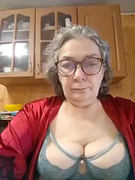 Snapshot of IrinaSweet54 chatting on 07/28/26, 06:42 IrinaSweet54 online show from 07/28/26, 06:42