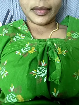 Snapshot of Ambika01 chatting on 04/04/26, 05:16 Ambika01 online show from 04/04/26, 05:16