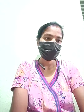 Snapshot of anusiya01 chatting on 01/05/25, 02:27 anusiya01 online show from 01/05/25, 02:27