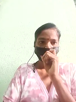 Snapshot of anusiya01 chatting on 01/21/25, 03:37 anusiya01 online show from 01/21/25, 03:37