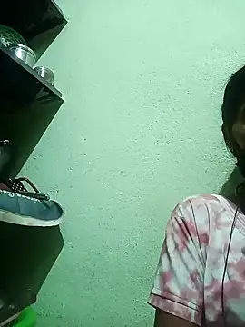 Snapshot of anusiya01 chatting on 02/06/25, 05:09 anusiya01 online show from 02/06/25, 05:09