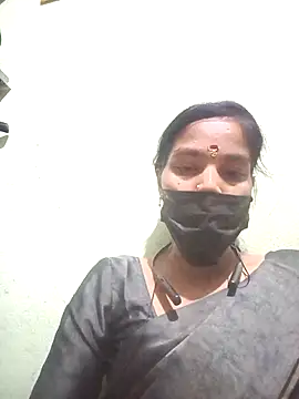 Snapshot of anusiya01 chatting on 09/16/25, 06:09 anusiya01 online show from 09/16/25, 06:09