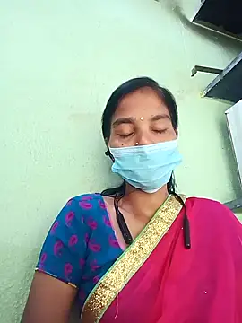 Snapshot of anusiya01 chatting on 10/12/25, 02:21 anusiya01 online show from 10/12/25, 02:21