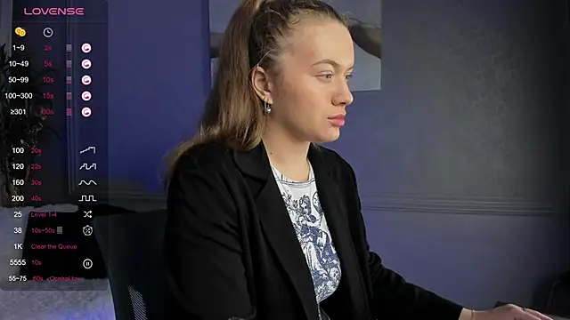 Ariell Margot  online show from 02/09/25, 03:12