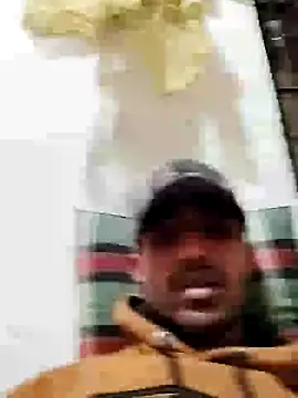 Snapshot of MDROBEL007 chatting on 01/31/25, 11:46 MDROBEL007 online show from 01/31/25, 11:46