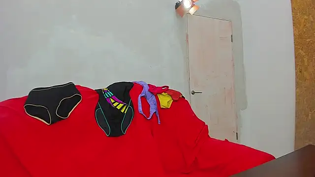 YourSuperModel online show from 02/14/25, 10:38