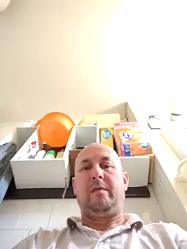 intx800 online show from 03/22/25, 10:17